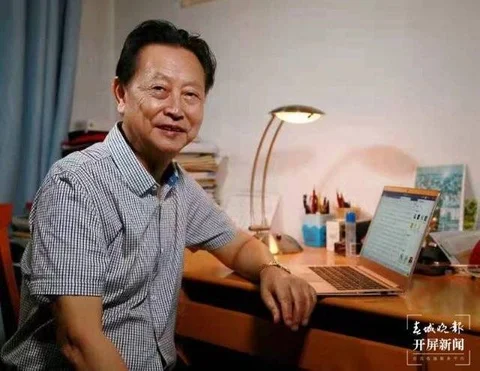 杨振昆教授与学生